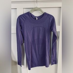 Lululemon Run Swiftly sz 6 purple